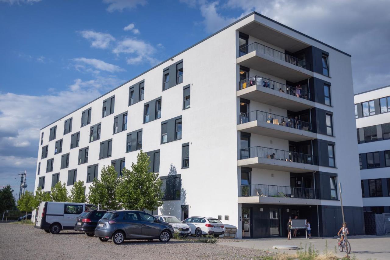 Stay Apartmenthaus Und Monteurzimmer Mannheim Exterior foto